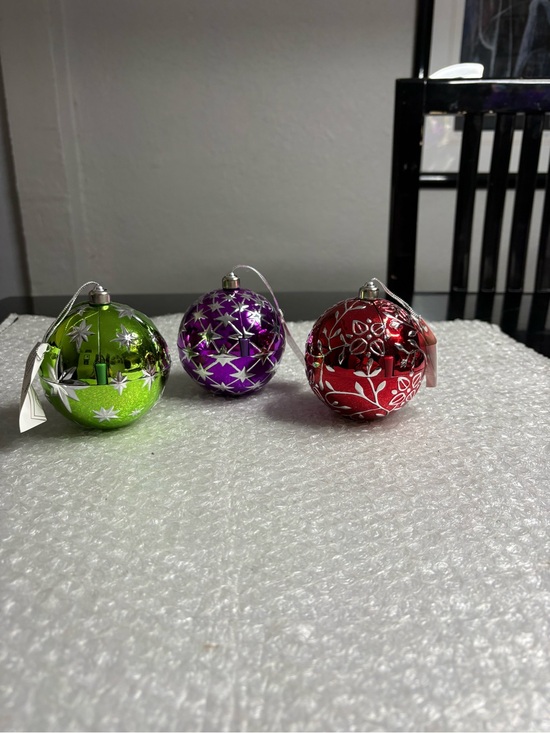Mr. Christmas Other - Mr. Christmas Hidden Holiday Music Box Ornaments